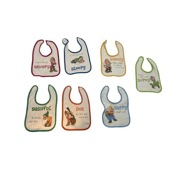 Disney seven dwarfs bibs (7) - Picture 4 of 4